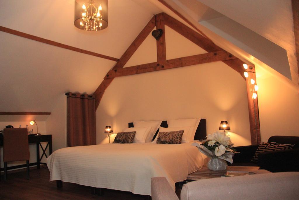 Au Coeur Des Hotes Steenvoorde الغرفة الصورة